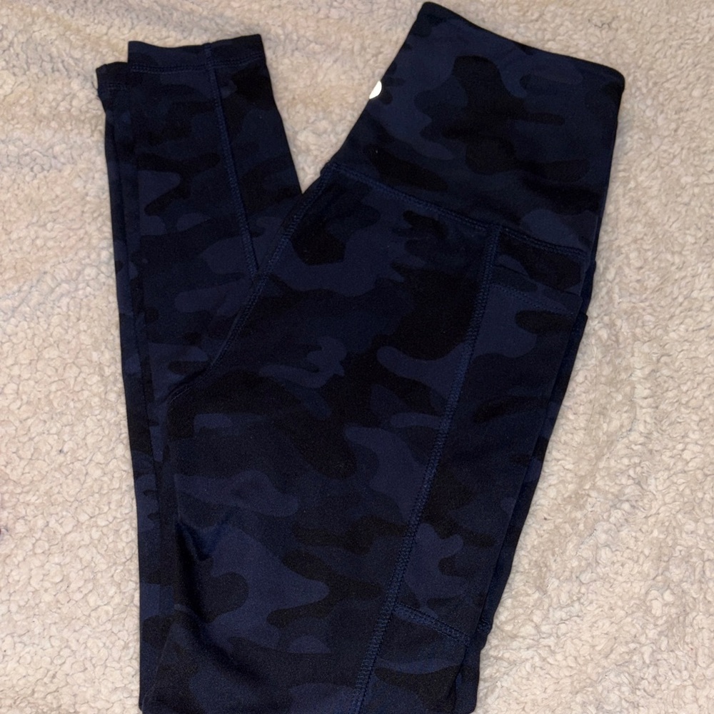 Women’s Camo Leggings - Black